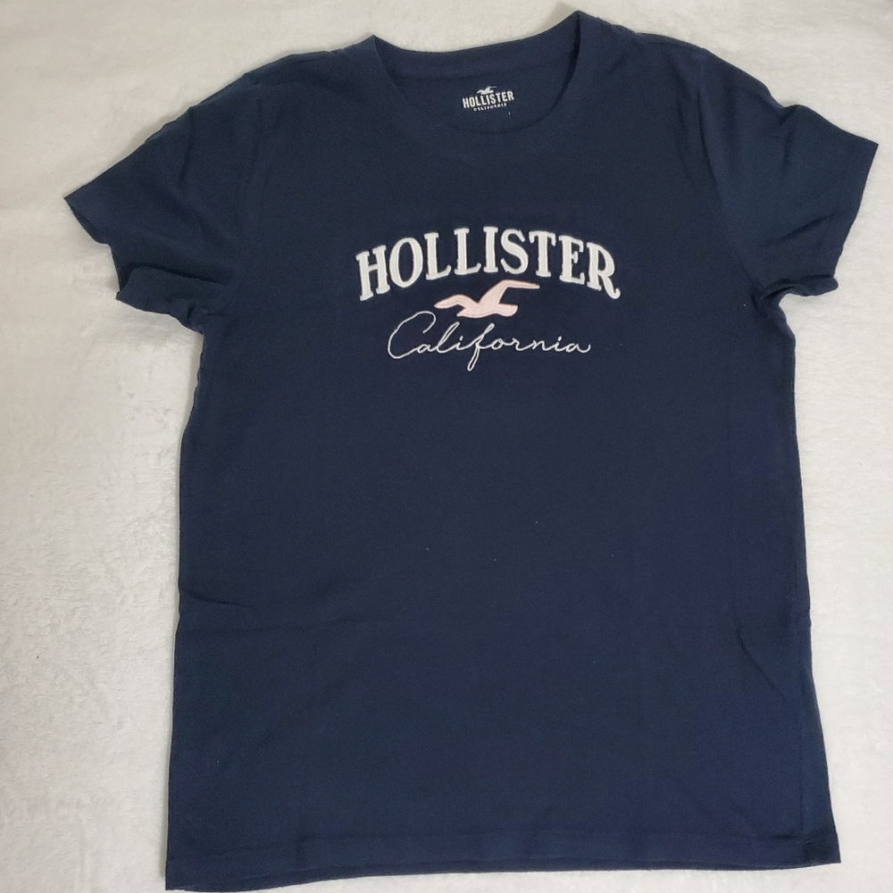 Hollister t-shirt